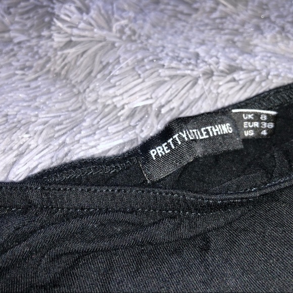 Pretty Little Thing Off the Shoulder Black Bodysui - Picture 3 of 3